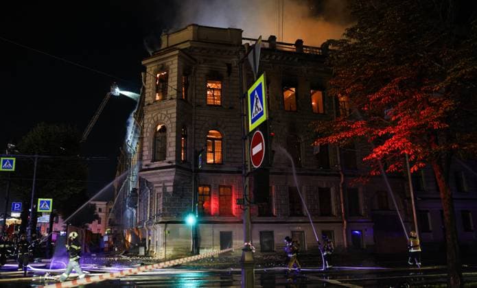 Russia St Petersburg Historic Building Fire 9255761 01.10.2026 Firefighters work to extinguish a fire that broke out in an 18th-century building known as the Miller Mansion in central St. Petersburg, Russia. Artem Pryakhin Sputnik St. Petersburg Russia  Copyright: xArtemxPryakhinx
