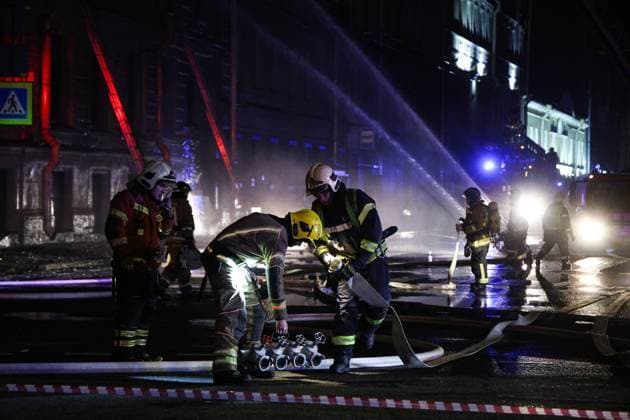 Russia St Petersburg Historic Building Fire 9255780 01.10.2026 Firefighters work to extinguish a fire that broke out in an 18th-century building known as the Miller Mansion in central St. Petersburg, Russia. Artem Pryakhin Sputnik St. Petersburg Russia  Copyright: xArtemxPryakhinx