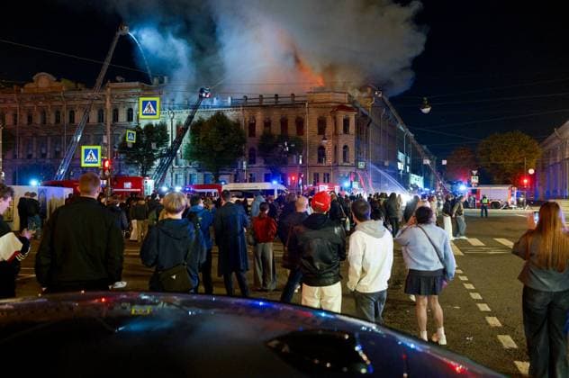 Russia St Petersburg Historic Building Fire 9255823 01.10.2026 A fire breaks out in an 18th-century building known as the Miller Mansion in central St. Petersburg, Russia. Alexei Danichev Sputnik St. Petersburg Russia  Copyright: xAlexeixDanichevx