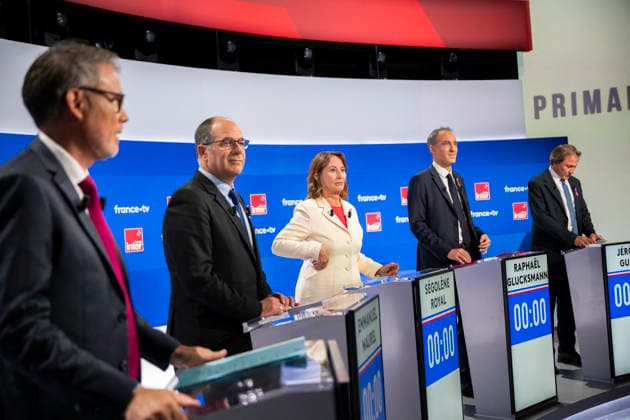 Debate for the Socialist and Democratic Left primary - Paris EB The candidates in the Socialist (PS) and centre-left Place Publique (PP) parties primary ahead of french 2027 presidential election Olivier Faure, Emmanuel Maurel, Segolene Royal, Raphael Glucksmann and Jerome Guedj, before a debate on French public TV channel France 2 and French public radio channel France Inter, at Maison de la Radio et de la Musique, in Paris, on October 1, 2026. Photo by Eliot Blondet ABACAPRESS.COM Paris France France  Copyright: xBlondetxEliot ABACAx