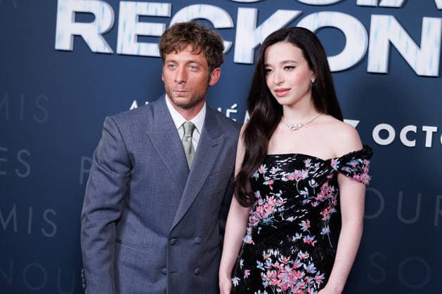 The Social Reckoning Premiere - Paris Jeremy Allen White and Mikey Madison attend the photocall for the premiere of The Social Reckoning held at the Pathe Palace in Paris, France on October 1, 2026. Photo by David Boyer ABACAPRESS.COM Paris France Copyright: xBoyerxDavid ABACAx