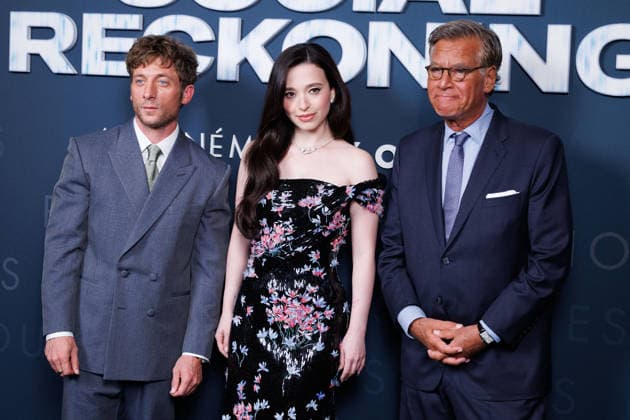 The Social Reckoning Premiere - Paris Jeremy Allen White, Mikey Madison and Aaron Sorkin attend the photocall for the premiere of The Social Reckoning held at the Pathe Palace in Paris, France on October 1, 2026. Photo by David Boyer ABACAPRESS.COM Paris France  Copyright: xBoyerxDavid ABACAx