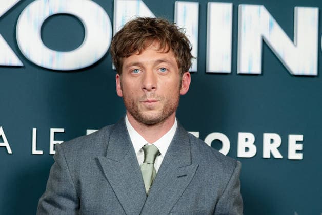 Jeremy Allen White attends the *The Social Reckoning* photocall at Le Pathé Palace on October 1, 2026, in Paris, France 460108 2026 10 01  Copyright: xLionelxGuericolasx xStarfacex STAR_460108_004