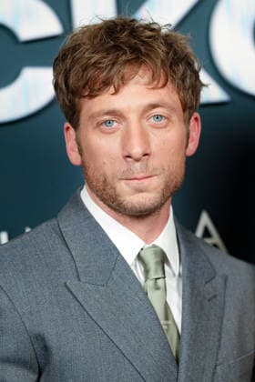 Jeremy Allen White attends the *The Social Reckoning* photocall at Le Pathé Palace on October 1, 2026, in Paris, France 460108 2026 10 01  Copyright: xLionelxGuericolasx xStarfacex STAR_460108_060