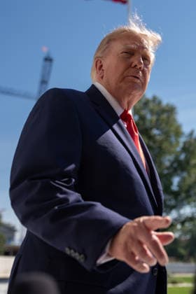 DC: Trump Departure en route Denton, Texas United States President Donald J Trump speaks to members of the media on the South Lawn of the White House, before boarding Marine One in Washington, DC, USA on Thursday, October 1, 2026. President Trump and Vice President Vance are expected to be on the campaign trail almost every day in October, as surveys show Republicans rapidly losing ground amid voter anger over the economy and the war in Iran. Credit: CNP AdMedia EDITORIAL USE ONLY  Copyright: xx AdMediax admphotosthree018798