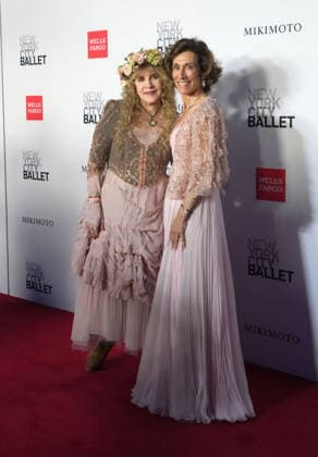 October 1, 2026, New York, Ny, USA: STEVIE NICKS and EMILY BLAVATNIK attend the New York City Ballet Fall Gala 2026, .Lincoln Center, NYC.September 29, 2026. . STEVIE NICKS attends the New York City Ballet Fall Gala 2026, .Lincoln Center, NYC.September 29, 2026. . The New York city Ballet Fall Gala 2026, .Lincoln Center, NYC.September 29, 2026. New York USA - ZUMAms4_ 20261001_faf_ms4_017 Copyright: xSoniaxMoskowitzxGordonx