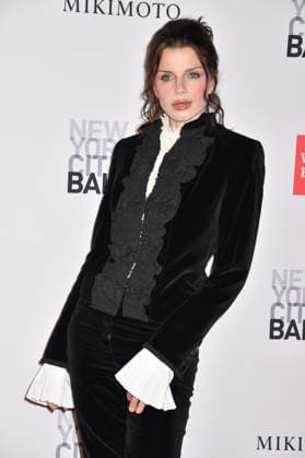 New York City Ballet 2026 Fall Gala at the David H. Koch Theater at Lincoln Center Plaza Featuring: Julia Fox Where: New York City, New York, United States When: 01 Oct 2026 Credit: mpi099 MediaPunch INSTARimages EDITORIAL USE ONLY. NOT FOR USE BY NEWSPAPERS BASED IN THE UK. Copyright: xx instar56071522