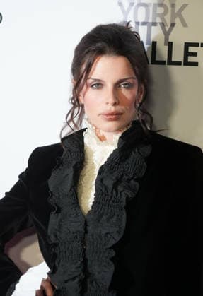 October 1, 2026, New York, Ny, USA: JULIA FOX attends the New York City Ballet Fall Gala 2026, .Lincoln Center, NYC.September 29, 2026. New York USA - ZUMAms4_ 20261001_faf_ms4_021 Copyright: xSoniaxMoskowitzxGordonx