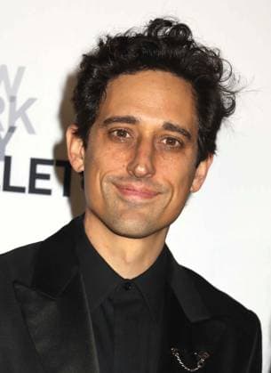 October 1, 2026, New York, New York, USA: Choreographer JUSTIN PECK seen during the red carpet arrivals for the New York City Fall Ballet Fall 2026 Gala held at the David Koch Theater at Lincoln Center. New York USA - ZUMAk03_ 20261001_zaf_k03_128 Copyright: xNancyxKaszermanx
