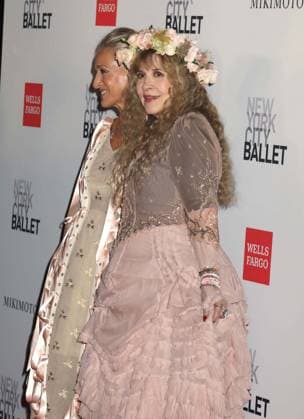 October 1, 2026, New York, New York, USA: SARAH JESSICA PARKERÃäwearing a dress designed by Simone Rocha and singer from rock band Fleetwood Mac, STEVIE NICKS wearing a dress by Mikimoto seen during the red carpet arrivals for the New York City Fall Ballet Fall 2026 Gala held at the David Koch Theater at Lincoln Center. New York USA - ZUMAk03_ 20261001_zaf_k03_118 Copyright: xNancyxKaszermanx
