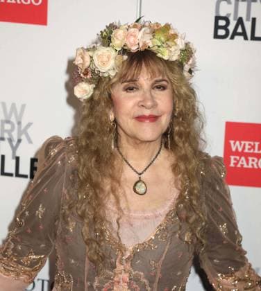October 1, 2026, New York, New York, USA: Singer from rock band Fleetwood Mac, STEVIE NICKS wearing a dress by Mikimoto seen during the red carpet arrivals for the New York City Fall Ballet Fall 2026 Gala held at the David Koch Theater at Lincoln Center. New York USA - ZUMAk03_ 20261001_zaf_k03_107 Copyright: xNancyxKaszermanx