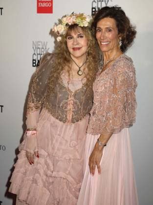 October 1, 2026, New York, New York, USA: Singer from rock band Fleetwood Mac, STEVIE NICKS wearing a dress by Mikimoto and Chair EMILY BLAVATNIK seen during the red carpet arrivals for the New York City Fall Ballet Fall 2026 Gala held at the David Koch Theater at Lincoln Center. New York USA  - ZUMAk03_ 20261001_zaf_k03_109 Copyright: xNancyxKaszermanx