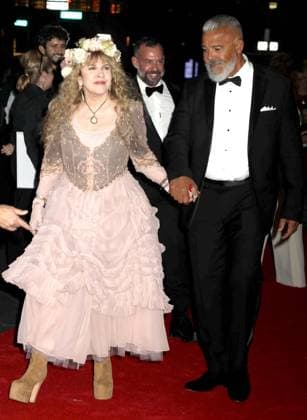 October 1, 2026, New York, New York, USA: Singer from rock band Fleetwood Mac, STEVIE NICKS wearing a dress by Mikimoto seen during the red carpet arrivals for the New York City Fall Ballet Fall 2026 Gala held at the David Koch Theater at Lincoln Center. New York USA - ZUMAk03_ 20261001_zaf_k03_084 Copyright: xNancyxKaszermanx