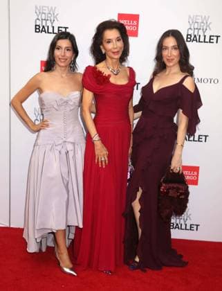 October 1, 2026, New York, New York, USA: Socialites ALESSIA FENDI, FE FENDI and PAOLA FENDI seen during the red carpet arrivals for the New York City Fall Ballet Fall 2026 Gala held at the David Koch Theater at Lincoln Center. New York USA  - ZUMAk03_ 20261001_zaf_k03_022 Copyright: xNancyxKaszermanx