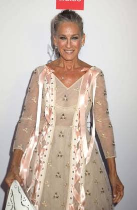 October 1, 2026, New York, New York, USA: Actor SARAH JESSICA PARKERÃäwearing a dress designed by Simone Rocha, seen during the red carpet arrivals for the New York City Fall Ballet Fall 2026 Gala held at the David Koch Theater at Lincoln Center. New York USA - ZUMAk03_ 20261001_zaf_k03_075 Copyright: xNancyxKaszermanx