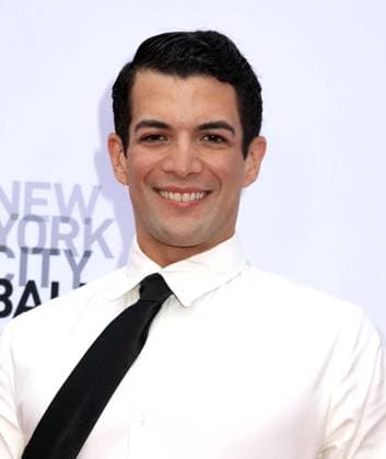 October 1, 2026, New York, New York, USA: Dancer GILBERT BOLDEN III seen during the red carpet arrivals for the New York City Fall Ballet Fall 2026 Gala held at the David Koch Theater at Lincoln Center. New York USA - ZUMAk03_ 20261001_zaf_k03_007 Copyright: xNancyxKaszermanx