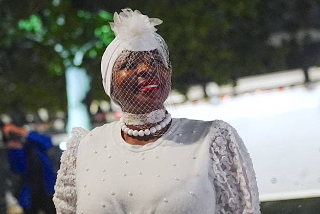 Diner en Blanc returns to New York City NEW YORK, UNITED STATES - OCTOBER 01: Thousands of guests dressed in white attend a Diner en Blanc New York City event on Thursday evening, October 1, 2026, in New York, United States. Selcuk Acar Anadolu New York United States. Editorial use only. Please get in touch for any other usage. Copyright: x2026xAnadoluxSelcukxAcarx