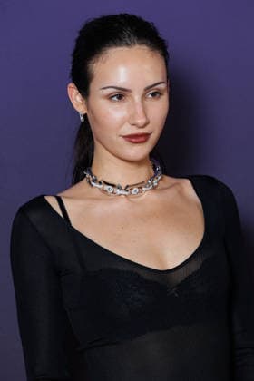 Messika Spring Summer 2027 Fashion Show During Paris Fashion Week: Celebrity Arrivals—Ashtin Earle 460109 October 1, 2026, Paris, France  Copyright: xSebastienxFremontx xStarfacex STAR_460109_044