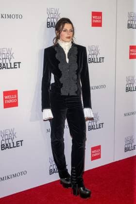 October 1, 2026, New York, New York, United States: Julia Fox attends.The New York City Ballet 2026 Fall Gala at David H. Koch Theater, Lincoln Center on October 01, 2026 in New York City. New York United States - ZUMAs197 20261001_aaa_s197_911 Copyright: xRonxAdarx