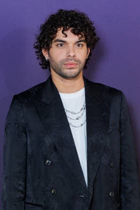 Messika Spring Summer 2027 Fashion Show During Paris Fashion Week: Celebrity Arrivals—Sami Outalbali 460109 October 1, 2026, Paris, France  Copyright: xSebastienxFremontx xStarfacex STAR_460109_223