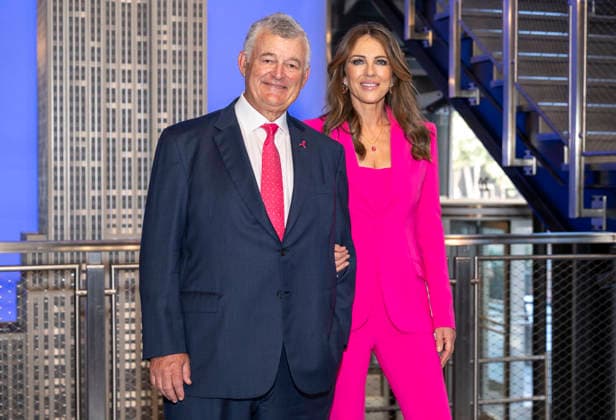 October 1, 2026, New York, New York, USA: WILLIAM P. LAUDER and ELIZABETH HURLEY visit the Empire State Building in New York to honor Breast Cancer Awareness Month and the Breast Cancer Campaign with The Estee Lauder Company. 1 October 2026 New York USA  - ZUMAa265 20261001_zep_a265_041 Copyright: xEricxAcquayex
