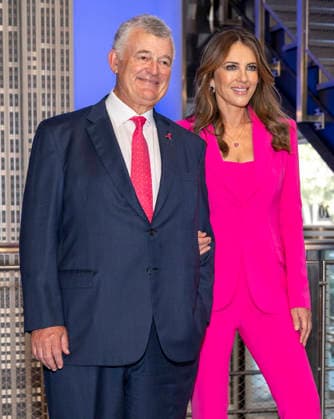 October 1, 2026, New York, New York, USA: WILLIAM P. LAUDER and ELIZABETH HURLEY visit the Empire State Building in New York to honor Breast Cancer Awareness Month and the Breast Cancer Campaign with The Estee Lauder Company. 1 October 2026 New York USA - ZUMAa265 20261001_zep_a265_040 Copyright: xEricxAcquayex
