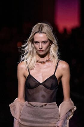Messika’s Terres de Contrastes fashion show on the sidelines of the Spring Summer 2027 Ready-to-Wear collections during Paris Fashion Week (PFW) on October 1, 2026, in Paris, France. Messika’s Terres de Contrastes fashion show on the sidelines of the Spring Summer 2027 Ready-to-Wear collections during Paris Fashion Week (PFW) on October 1, 2026, in Paris, France Copyright: xAgencex xBestimagexAgencex xBestimagex