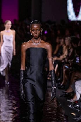 Messika’s Terres de Contrastes fashion show on the sidelines of the Spring Summer 2027 Ready-to-Wear collections during Paris Fashion Week (PFW) on October 1, 2026, in Paris, France. Messika’s Terres de Contrastes fashion show on the sidelines of the Spring Summer 2027 Ready-to-Wear collections during Paris Fashion Week (PFW) on October 1, 2026, in Paris, France Copyright: xAgencex xBestimagexAgencex xBestimagex