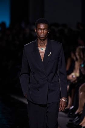 Messika’s Terres de Contrastes fashion show, held alongside the Spring Summer 2027 Ready-to-Wear collections during Paris Fashion Week (PFW) on October 1, 2026, in Paris, France. Messika’s Terres de Contrastes fashion show on the sidelines of the Spring Summer 2027 Ready-to-Wear collections during Paris Fashion Week (PFW) on October 1, 2026, in Paris, France  Copyright: xAgencex xBestimagexAgencex xBestimagex