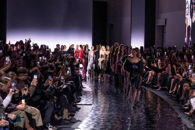 Messika’s Terres de Contrastes fashion show on the sidelines of the Spring Summer 2027 Ready-to-Wear collections during Paris Fashion Week (PFW) on October 1, 2026, in Paris, France. Messika’s Terres de Contrastes fashion show on the sidelines of the Spring Summer 2027 Ready-to-Wear collections during Paris Fashion Week (PFW) on October 1, 2026, in Paris, France  Copyright: xAgencex xBestimagexAgencex xBestimagex