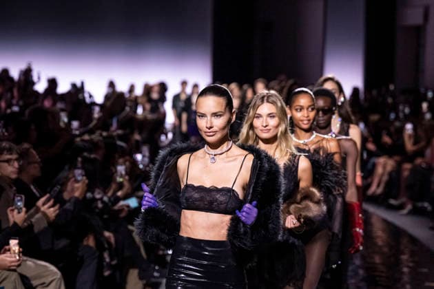 Messika’s Terres de Contrastes fashion show on the sidelines of the Spring Summer 2027 Ready-to-Wear collections during Paris Fashion Week (PFW) on October 1, 2026, in Paris, France. Messika’s Terres de Contrastes fashion show on the sidelines of the Spring Summer 2027 Ready-to-Wear collections during Paris Fashion Week (PFW) on October 1, 2026, in Paris, France  Copyright: xAgencex xBestimagexAgencex xBestimagex