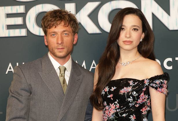 Jeremy Allen White and Mikey Madison: Premiere of the film *The Social Reckoning* at the Pathé Palace cinema in Paris on October 1, 2026. Coadic Guirec Bestimage. Premiere of the film *The Social Reckoning* at the Pathé Palace cinema in Paris on October 1, 2026. Paris, France Copyright: xCOADICxGUIRECx xBESTIMAGExCOADICxGUIRECx xBESTIMAGEx