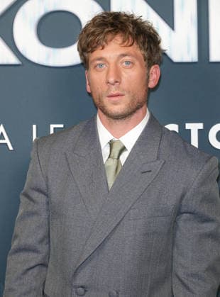 Jeremy Allen White Premiere of the film *The Social Reckoning* at the Pathé Palace cinema in Paris on October 1, 2026 Coadic Guirec Bestimage Premiere of the film *The Social Reckoning* at the Pathé Palace cinema in Paris on October 1, 2026 Paris, France  Copyright: xCOADICxGUIRECx xBESTIMAGExCOADICxGUIRECx xBESTIMAGEx
