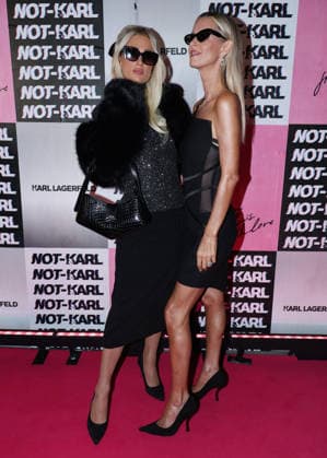 Paris Hilton and Nicky Hilton at the Karl Lagerfeld From Paris with Love event at the Karl Lagerfeld Boutique in Paris on October 1, 2026. KARL LAGERFELD celebrates its Fall Winter 2026 campaign with Paris Hilton, Kit Butler, and NOT KARL, the newest member of the House’s universe. For this private event in Saint-Germain-des-Prés, Paris Hilton will be joined by NOT KARL to mark this new chapter—an immersive experience in the world of KARL LAGERFELD, blending fashion, creativity, and the House’s heritage. Denis Guignebourg Bestimage The Karl Lagerfeld x Paris Hilton party during Paris RTW Spring Summer 2027 Fashion Week on October 1, 2026, in Paris, France. Paris, France  Copyright: xDenisxGuignebourgx xBestimagexDenisxGuignebourgx xBestimagex