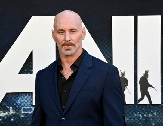 Cast member Matt Gerald attends the premiere of Netflix s political and psychological thriller Animals at the Westwood Village Theater in Los Angeles on Thursday, October 1, 2026. Storyline: Desperate to pay their son s ransom, a mayoral candidate and his wife resort to extreme measures, revealing dark secrets they never intended to bring to light.  LAP2026100158 JIMxRUYMEN