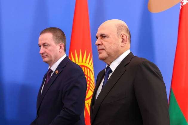 BELARUS, MINSK - OCTOBER 2, 2026: Alexander Turchin (L), Prime Minister of Belarus, greets his counterpart Mikhail Mishustin of Russia during a photo op for participants in a meeting of the Eurasian Intergovernmental Council Minsk Belarus - ZUMAt113 20261002_zaa_t113_015 Copyright: xAlexanderxRyuminx