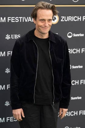 August Diehl at the premiere of the film *Vaterland* at the 22nd Zurich Film Festival at Arthouse Le Paris in Zurich, October 1, 2026 Foto:xA.xRaemyx xFuturexImagex vaterland_6024