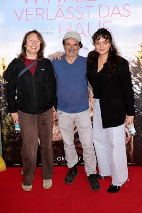 Via Jikeli with guests at the special screening of the movie *Mrs. Winkler Leaves the House* at Cinema Paris, Berlin, October 1, 2026 Foto:xS.xGabschx xFuturexImagex winkler_6015