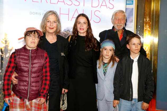 Nele Winkler, Angela Winkler, and Wiegand Wittig with guests at the special screening of the film *Frau Winkler verlässt das Haus* at Cinema Paris, Berlin, October 1, 2026 Foto:xA.xBuggex xFuturexImagex winkler_6057