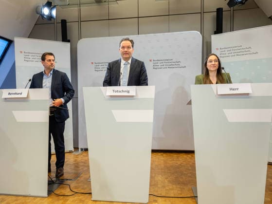 October 2, 2026: Press Conference at the Federal Ministry of Agriculture, Forestry, Climate, and Environmental Protection (BMLUK); Michael Bernhard, NEOS Member of the National Council; Federal Minister of Agriculture and Forestry, Cli