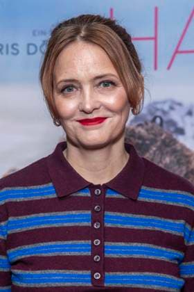ABB FRAUWINKLER Laura Tonke on the red carpet at the special screening of the feature film *Frau Winkler Verlässt das Haus* at the Cinema Parisl in Berlin on October 1, 2026, Berlin, Germany