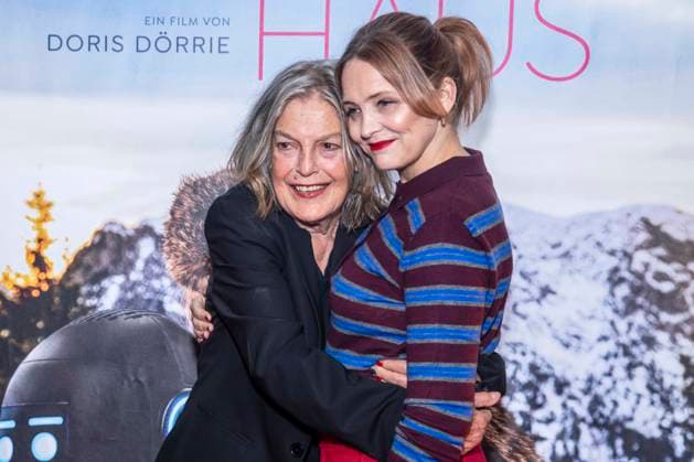 ABB FRAUWINKLER Angela Winkler and Laura Tonke on the red carpet at the special screening of the feature film *Frau Winkler verlässt das Haus* at the Cinema Paris in Berlin, October 1, 2026, Berlin, Germany