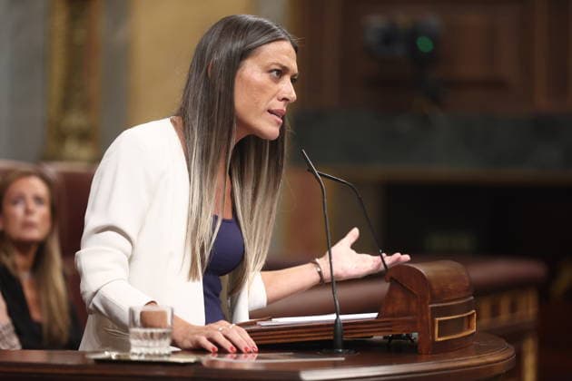Congress Votes on Housing Decrees Miriam Nogueras, spokesperson for Junts in Congress, speaks during a plenary session in the Congress of Deputies on October 2, 2026, in Madrid, Spain. Congress is voting today on whether to ratify or repeal the two Royal Decrees on housing issued by the government this week in the Official State Gazette (BOE). Specifically, these are Royal Decree-Law No. 26 of 2026, dated September 29, which adopts urgent measures to protect the social function of housing and expand the supply of affordable housing, and Royal Decree-Law 27 2026, of September 29, adopting urgent measures to reinforce the stability of lease agreements for primary residences. October 2, 2026 Madrid, Madrid, Spain Copyright: xEduardoxParrax 7814706
