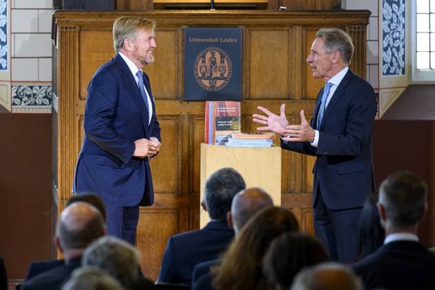 Leiden, The Netherlands, 2026-10-02 11:59:26 LEIDEN, 02-10-2026, Leiden University. King Willem Alexander receives the results of the independent research into the role of the House of Orange-Nassau in the colonial history of the Netherlands in the Academy Building of Leiden University. Principal investigator Prof. Dr. Gert Oostindie presents the King with the five books on which approximately sixty researchers have worked over the past few years, including the comprehensive popular book *Oranje en de KoloniÃ«n, 1600-2025. De kolonie geschiedenis van het Huis Oranje-Nassau*. PHOTO: NLBeeld Patrick van Emst Credit: NL Beeld Patrick van Emst  Copyright: xx x
