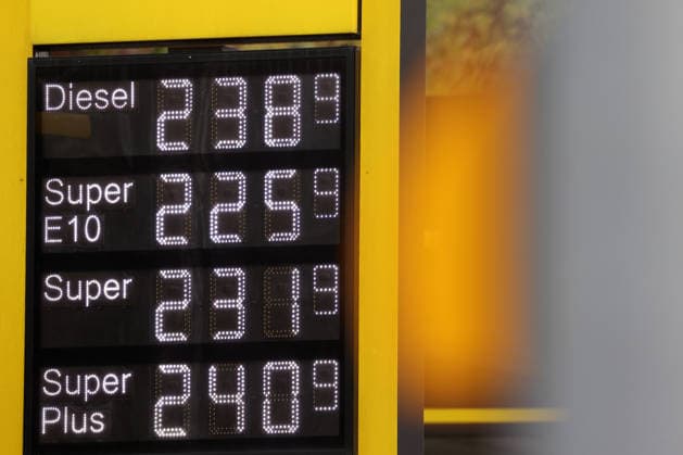 What is the outlook for fuel prices? Fuel prices remain at very high levels. The so-called gasoline rebate has been in effect si