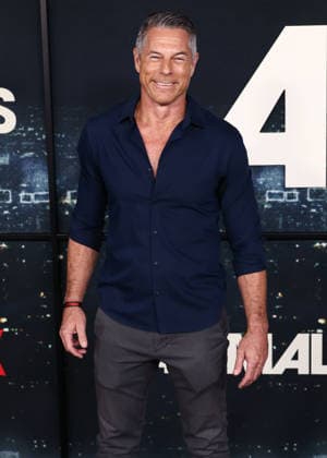 World Premiere Of Netflix s Animals WESTWOOD, LOS ANGELES, CALIFORNIA, USA - OCTOBER 01: Chris Gann arrives at the World Premiere Of Netflix s Animals held at Westwood Village Theater on October 1, 2026 in Westwood, Los Angeles, California, United States. Westwood Westwood Village Theater California United States Copyright: xXavierxCollin ImagexPressxAgencyx