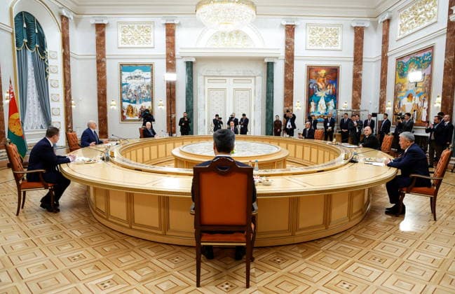 BELARUS, MINSK - OCTOBER 2, 2026: Alexander Lukashenko (2nd L), President of Belarus, attends a meeting with the heads of government of the Eurasian Economic Union at the Independence Palace. Dmitry Astakhov POOL TASS 98664706