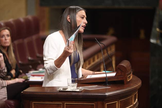 Congress Votes on Housing Decrees Miriam Nogueras, spokesperson for Junts in Congress, speaks during a plenary session in the Congress of Deputies on October 2, 2026, in Madrid, Spain. Congress is voting today on whether to ratify or repeal the two Royal Decrees on housing issued by the government this week in the Official State Gazette (BOE). Specifically, these are Royal Decree-Law 26 2026, dated September 29, which adopts urgent measures to protect the social function of housing and expand the supply of affordable housing, and Royal Decree-Law 27 2026, dated September 29, adopting urgent measures to strengthen the stability of lease agreements for primary residences. OCTOBER 2, 2026 Madrid, Madrid, Spain Copyright: xEduardoxParrax 7814779