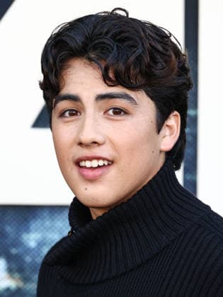 World Premiere Of Netflix s Animals WESTWOOD, LOS ANGELES, CALIFORNIA, USA - OCTOBER 01: Jacob Estrada arrives at the World Premiere Of Netflix s Animals held at Westwood Village Theater on October 1, 2026 in Westwood, Los Angeles, California, United States. Westwood Westwood Village Theater California United States Copyright: xXavierxCollin ImagexPressxAgencyx