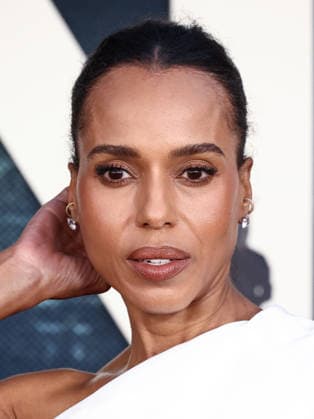 World Premiere Of Netflix s Animals WESTWOOD, LOS ANGELES, CALIFORNIA, USA - OCTOBER 01: Kerry Washington arrives at the World Premiere Of Netflix s Animals held at Westwood Village Theater on October 1, 2026 in Westwood, Los Angeles, California, United States. Westwood Westwood Village Theater California United States Copyright: xXavierxCollin ImagexPressxAgencyx